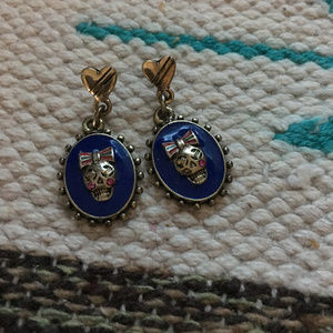 Betsey Johnson Dangle Skull Earrings